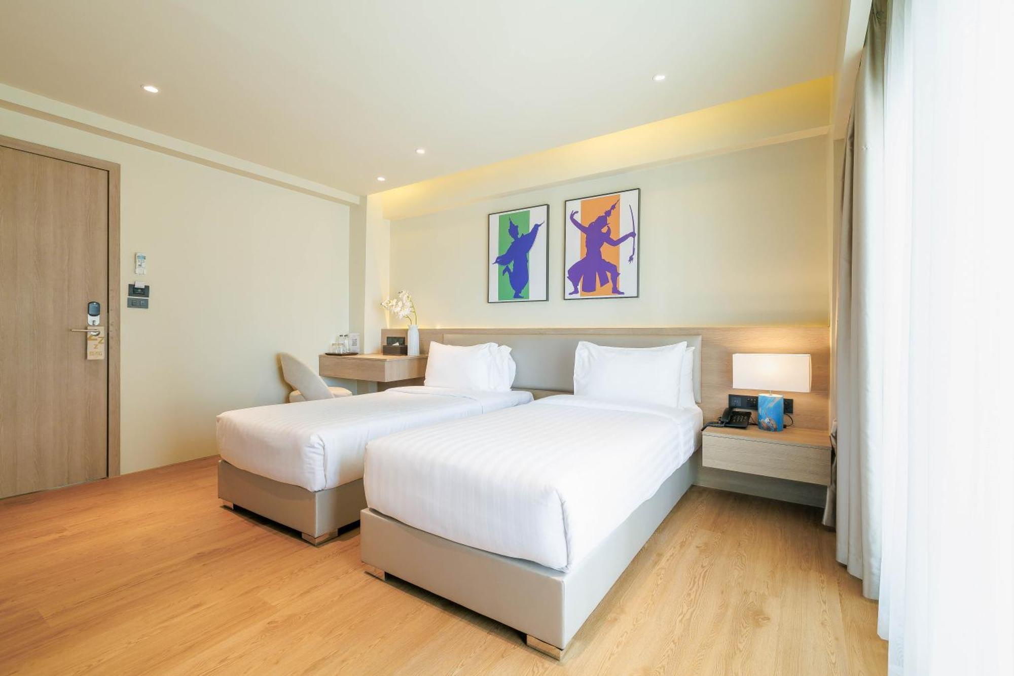 The One Bay Breeze Hotel Pattaya Exterior photo