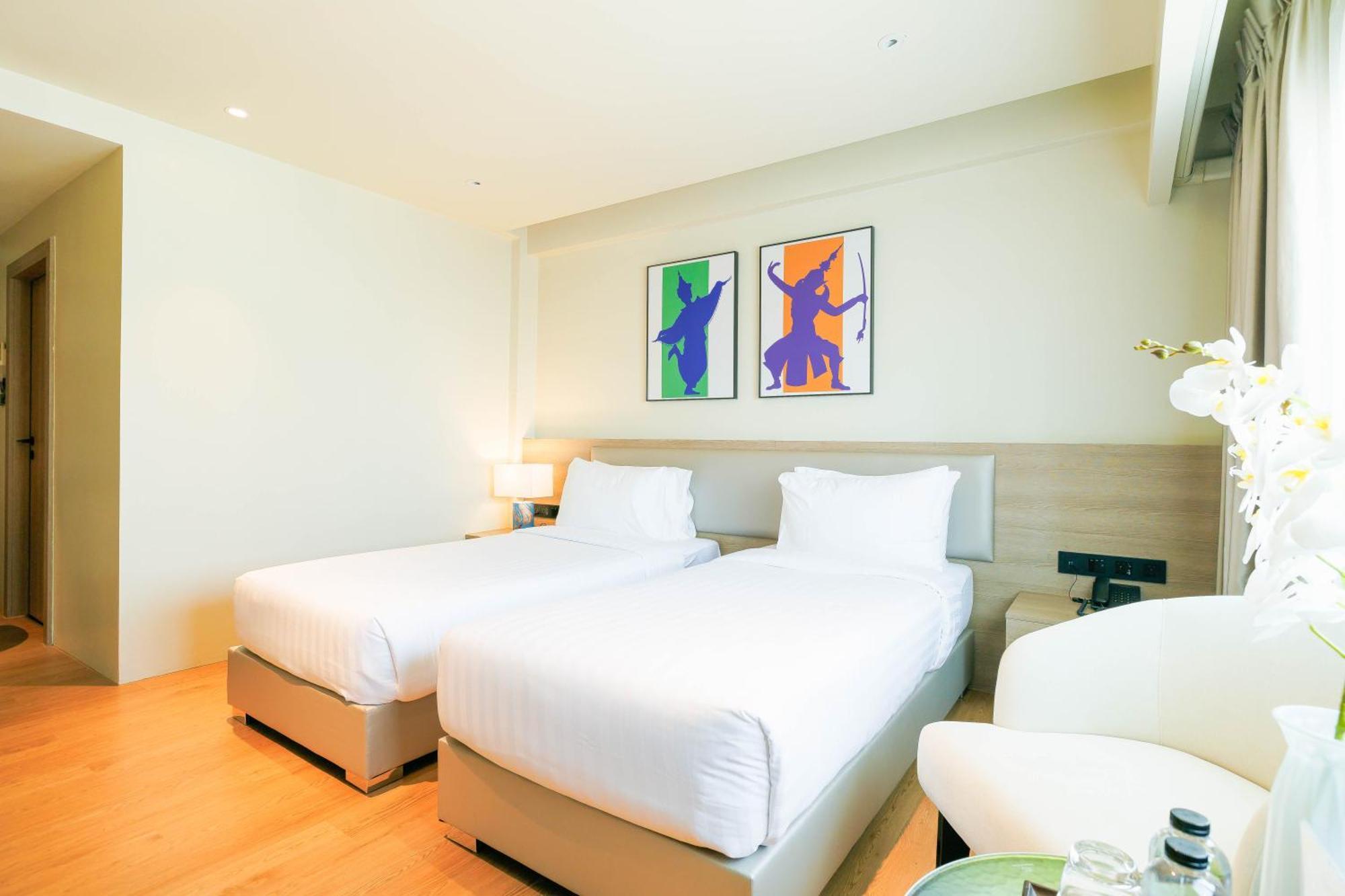 The One Bay Breeze Hotel Pattaya Exterior photo