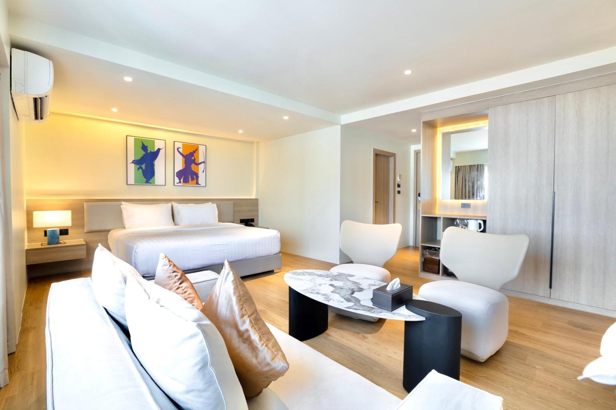 The One Bay Breeze Hotel Pattaya Exterior photo