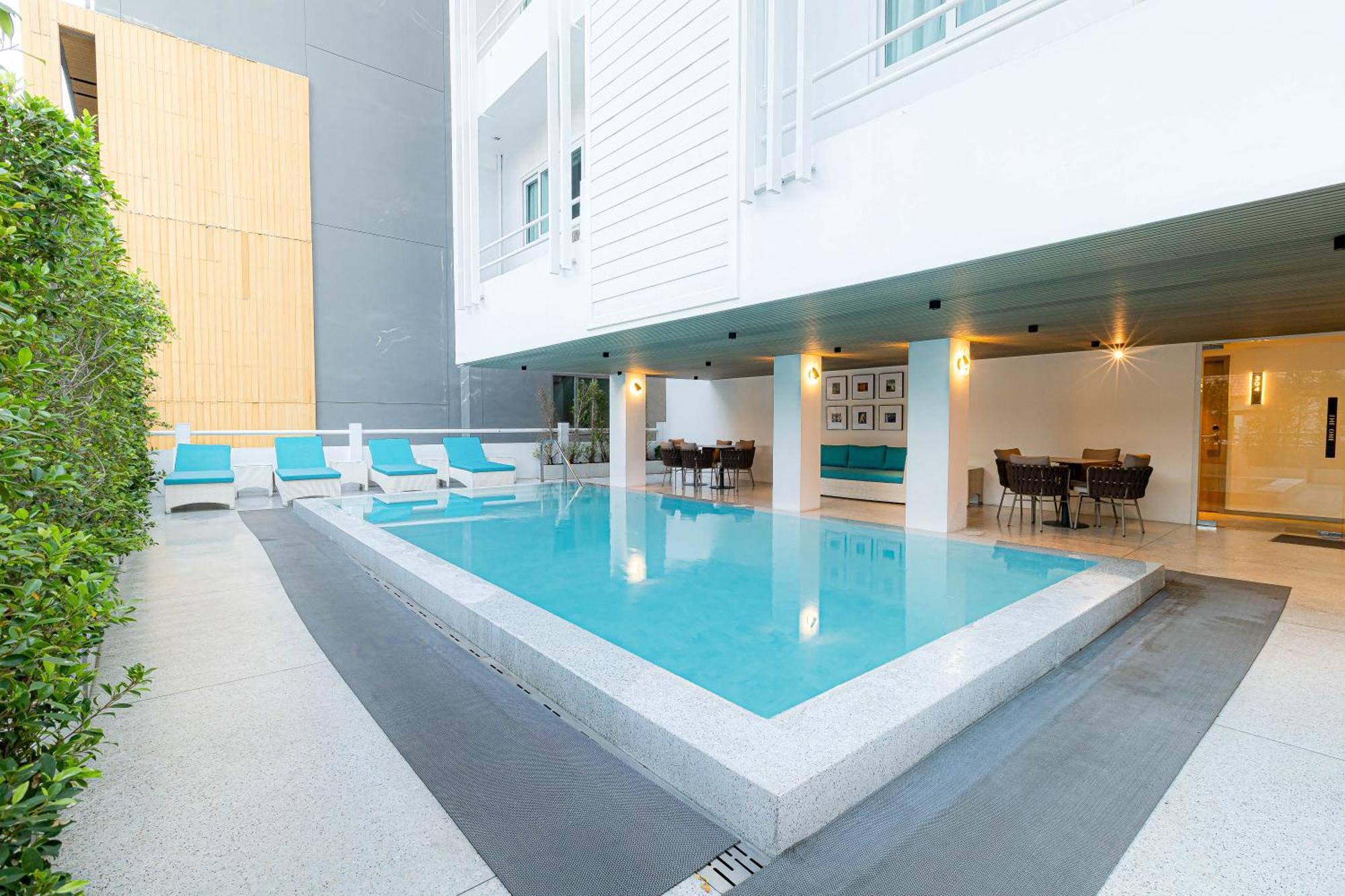 The One Bay Breeze Hotel Pattaya Exterior photo