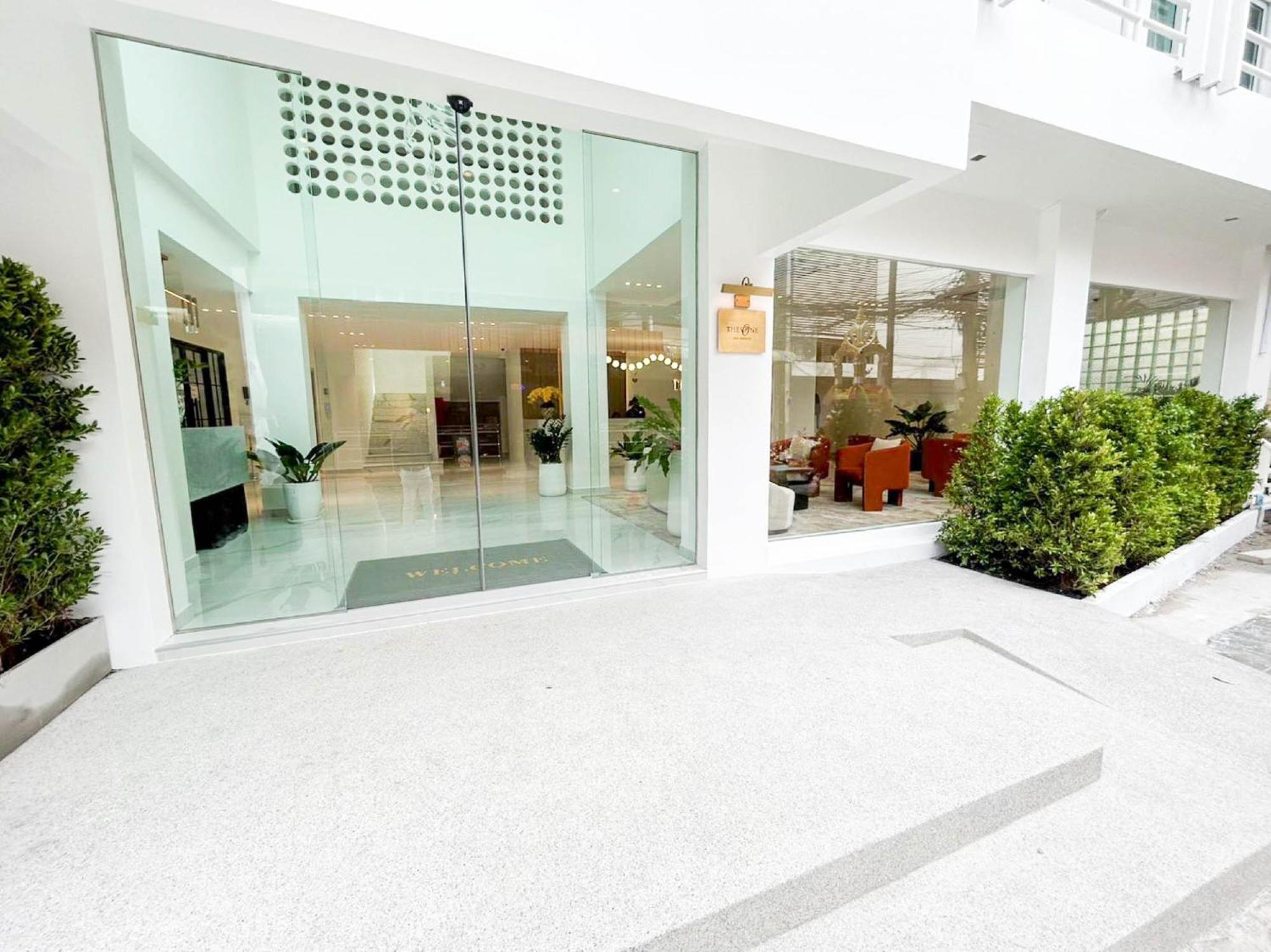 The One Bay Breeze Hotel Pattaya Exterior photo